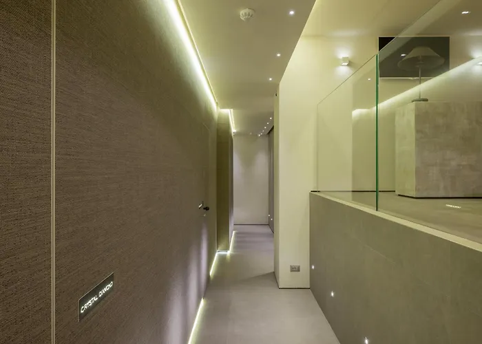 230 Luxury 4* Rome