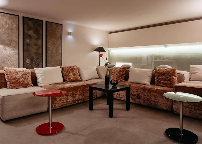 230 Luxury Maison d'hôtes 4*